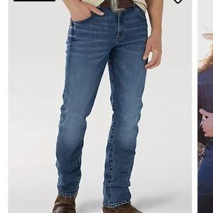 Wrangler Retro Slim Fit Bootcut Jean